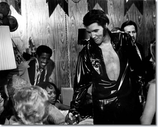Elvis Presley and Sammy Davis Jr, Las Vegas Hilton, 1970.